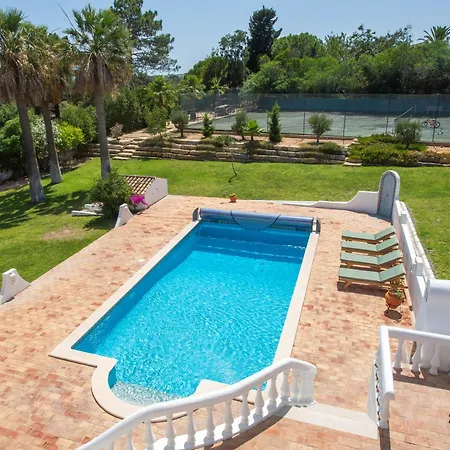 Willa Portuguese Close To Carvoeiro With 5 Bedrooms, Pool, Tennis Court And Close To Lagoa (Algarve)