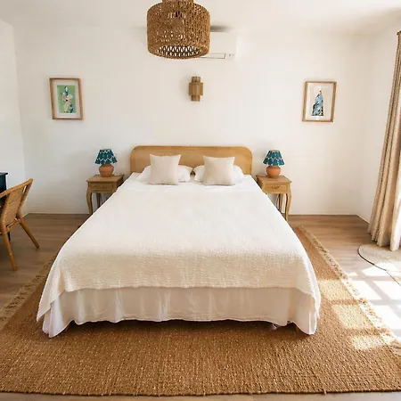 Portuguese Close To Carvoeiro With 5 Bedrooms, Pool, Tennis Court And Close To Willa *